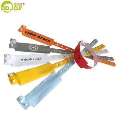 Τεχνητό Custom Wristband Βινύλιο ID βραχιόλι για μαλακό άνετο φόρεμα και στυλ