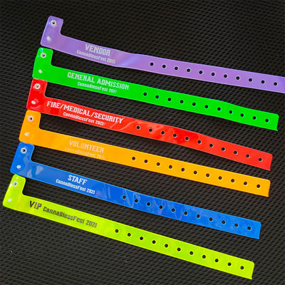 Αδιάβροχο RFID διαφόρων τύπων Neon πλαστικό/βινύλιο βραχιόλι Custom βραχιόλι για φεστιβάλ