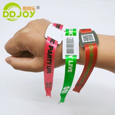 Προσαρμοσμένο 13.56 MHZ RFID πολυεστέρας βραχιόλι για συναυλίες πάρτι Φεστιβάλ Εκδηλώσεις μιας χρήσης