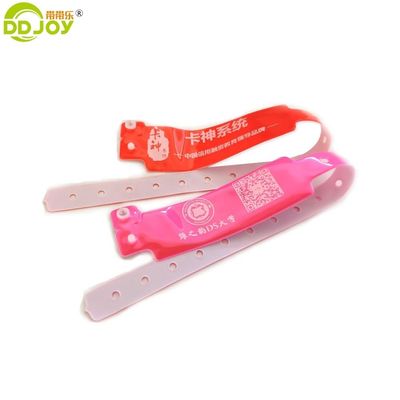 Εκδηλώσεις Πάρτι BANGLES Neon Color Custom Lock ID πλαστικό βινυλίκι βραχιόλια σε ευρύ σχήμα