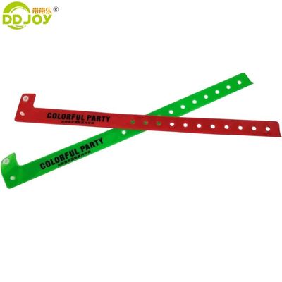 Προσαρμοσμένο λογότυπο Αντανακλαστικό Neon Green L σχήμα βραχιόλι με Αντανακλαστικό PVC και PVC
