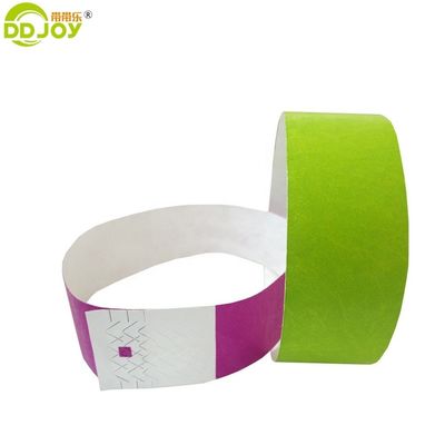Απλές βραχιόλια Tyvek σε πορτοκαλί 100 PCs για Event Party Supplies Λογότυπο OEM Προσαρμοσμένο