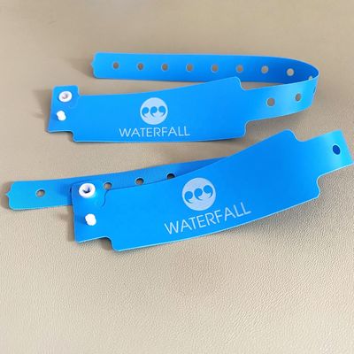 Θέμα Custom βραχιόλι ως αίτημα OEM λογότυπο Προσωποποιημένο βραχιόλι εκδήλωσης