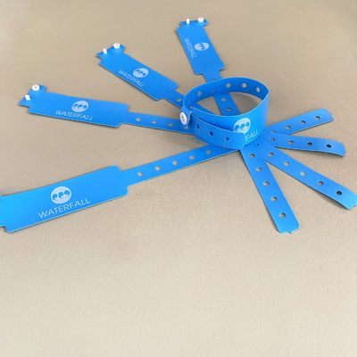 Θέμα Custom βραχιόλι ως αίτημα OEM λογότυπο Προσωποποιημένο βραχιόλι εκδήλωσης