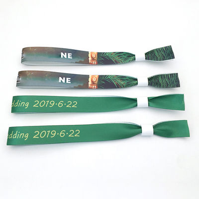 Τύπο Custom Logo βραχιόλια βραχιόλια σατέν υφάσματος RFID τσιπ για πάρτι και εκδηλώσεις