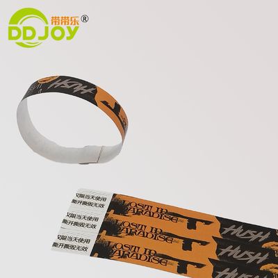 Χρήση Σενάρια Εκδηλώσεις Φεστιβάλ Custom One Time Tyvek βραχιόλι για διακοσμητική διακοπές