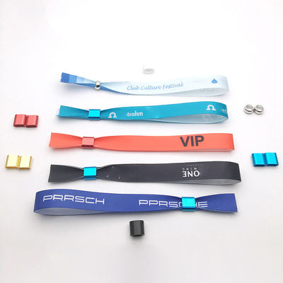 Προσαρμοσμένο λογότυπο RFID βραχιόλια Σατέν υφάσματα για εκδηλώσεις και φεστιβάλ στόχος τελικούς χρήστες