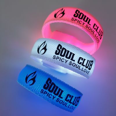 255.16*20mm Custom Printing LED Wrist Band για πάρτι και εκδηλώσεις που λάμπουν στο σκοτάδι