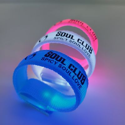 255.16*20mm Custom Printing LED Wrist Band για πάρτι και εκδηλώσεις που λάμπουν στο σκοτάδι
