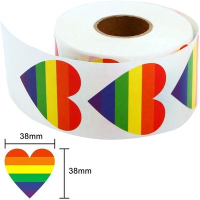 Εργατικό δώρο 1,5 ίντσες 500pcs/roll Στριφοειδής σχήμα καρδιάς Αγάπη Γκέι υπερηφάνεια Ουράνιο τόξο καρδιακή κορδέλα αυτοκόλλητο