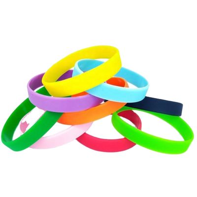 Τραγουδιστικό σχήμα Custom Silicone βραχιόλι τέλειο για τυχαία και σπορ εμφάνιση