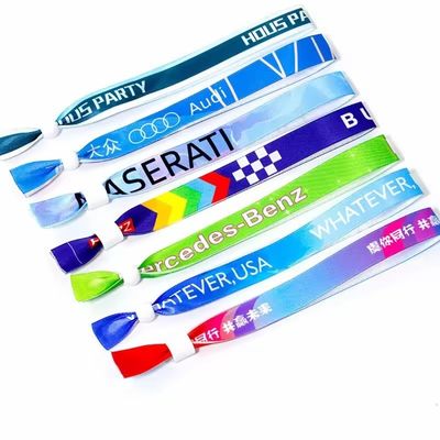 Προσαρμοσμένο γεγονός Φεστιβάλ Πάρτι RFID Chip βραχιόλια με εκτύπωση λογότυπου σε μάρκες υφασμάτων