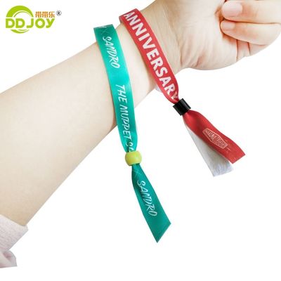 100pcs Sublimated Satin Ribbon βραχιόλι για το φεστιβάλ Προσαρμοσμένα δώρα προώθηση