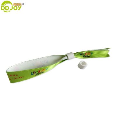 100pcs Sublimated Satin Ribbon βραχιόλι για το φεστιβάλ Προσαρμοσμένα δώρα προώθηση