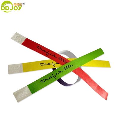 250*25mm και 250*19mm Προσαρμοσμένος κωδικός γραμμών εισόδου Tyvek Χάρτινα βραχιόλια για πάρτι