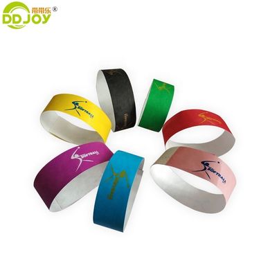 Το Event Party προμηθεύει Custom Tyvek Paper Wrist Bands με τεχνικές ψηφιακής εκτύπωσης